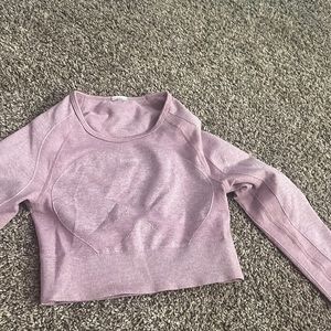 Pink gymshark long sleeve cropped work out shirt